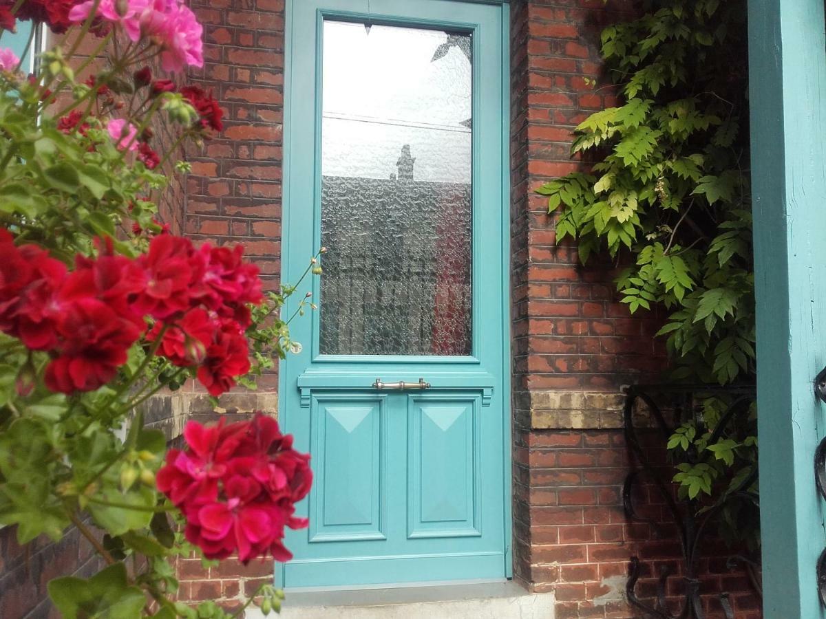 Marguerite - D'hotes Bed & Breakfast Sint-Omaars